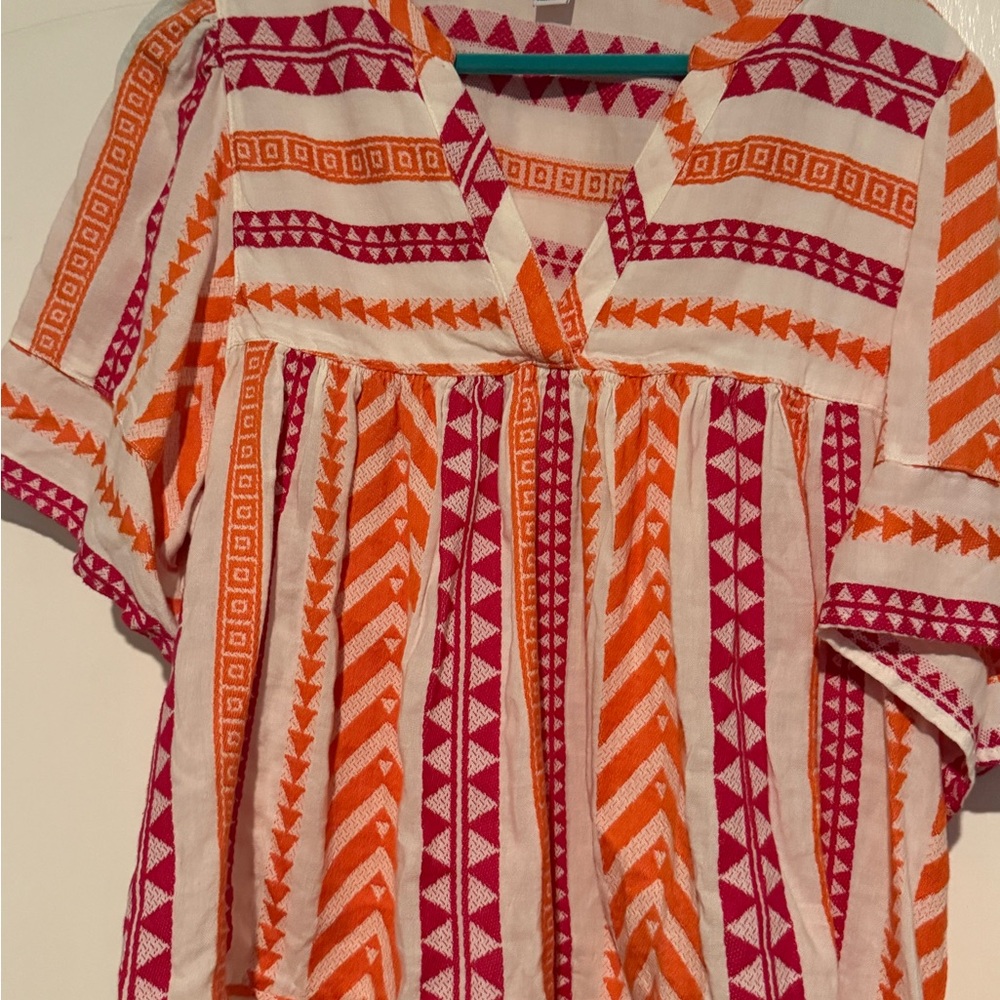 Old Navy Cream and White 3/4 Sleeve Blouse with Mandarin Collar